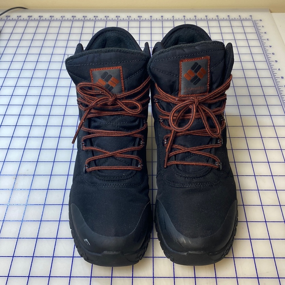 Men’s Columbia Waterproof Boots Sz 10.5